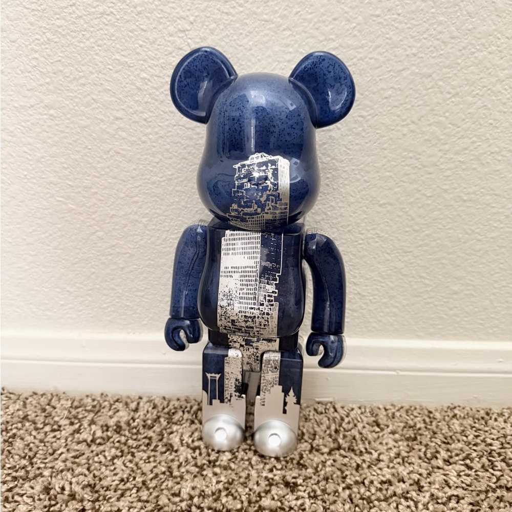 Exclusive Thailand Bearbrick Pixel Skyscraper